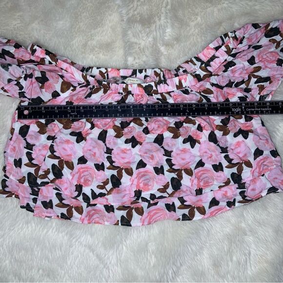Sz Medium Pink Floral Flower Forever 21 Crop Off Shoulder blouse top - Picture 3 of 7